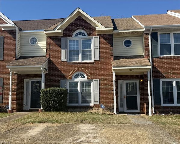 1409 Sampson LN, Virginia Beach, VA 23462