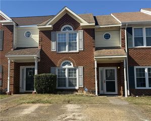 1409 Sampson LN, Virginia Beach, VA 23462