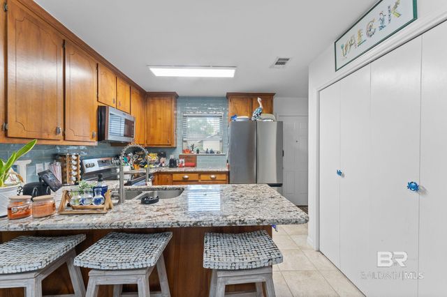 389 Clubhouse Drive I5, Gulf Shores, AL 36542