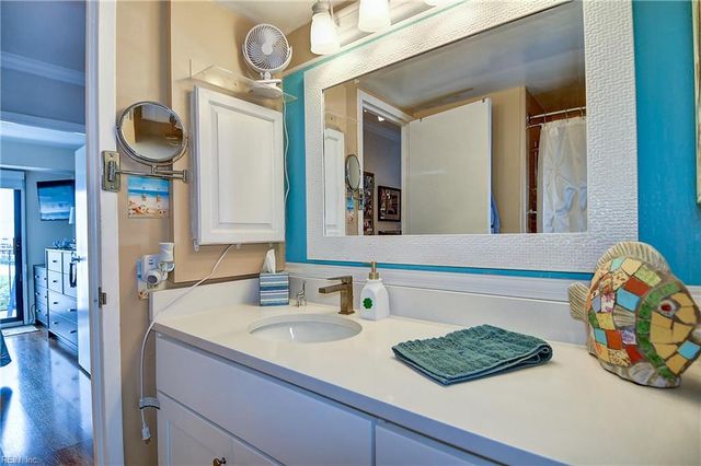 500 Pacific Ave Unit 512, Virginia Beach, VA 23451