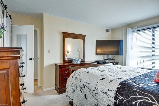 500 Pacific Ave Unit 512, Virginia Beach, VA 23451