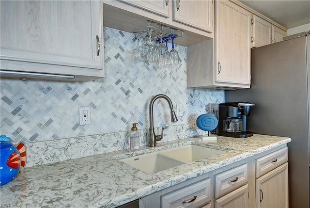500 Pacific Ave Unit 512, Virginia Beach, VA 23451