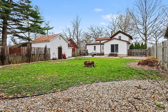 707 East Street, Three Rivers, MI 49093