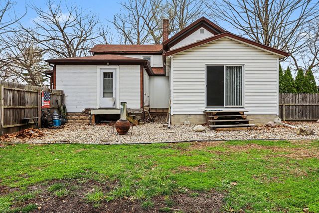 707 East Street, Three Rivers, MI 49093
