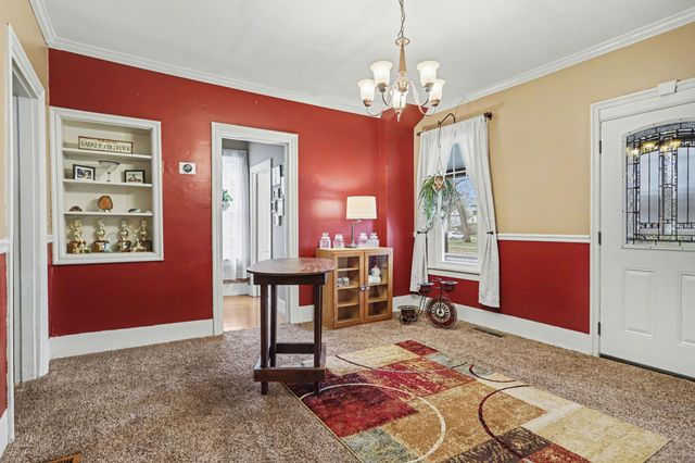 707 East Street, Three Rivers, MI 49093