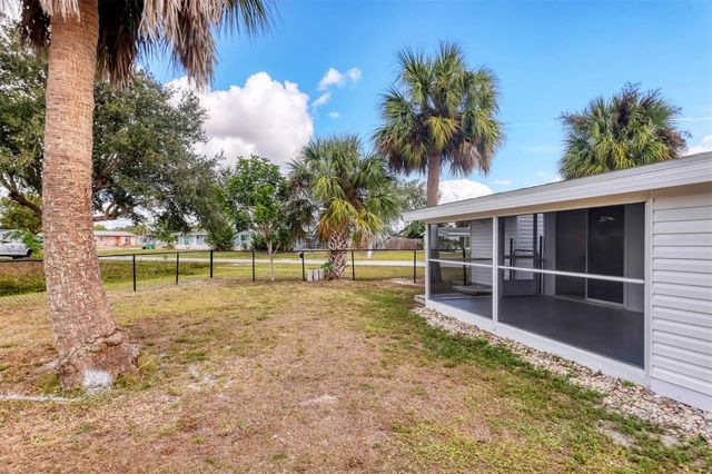 22152 LARAMORE AVENUE, Port Charlotte, FL 33952