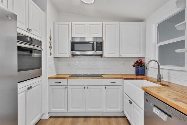 22152 LARAMORE AVENUE, Port Charlotte, FL 33952