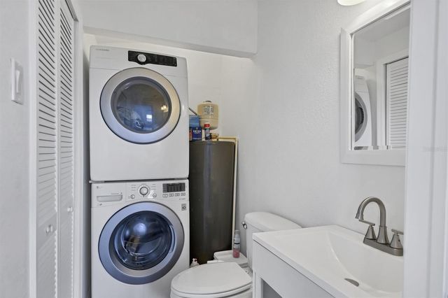 22152 LARAMORE AVENUE, Port Charlotte, FL 33952