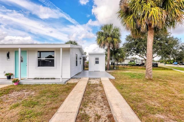 22152 LARAMORE AVENUE, Port Charlotte, FL 33952