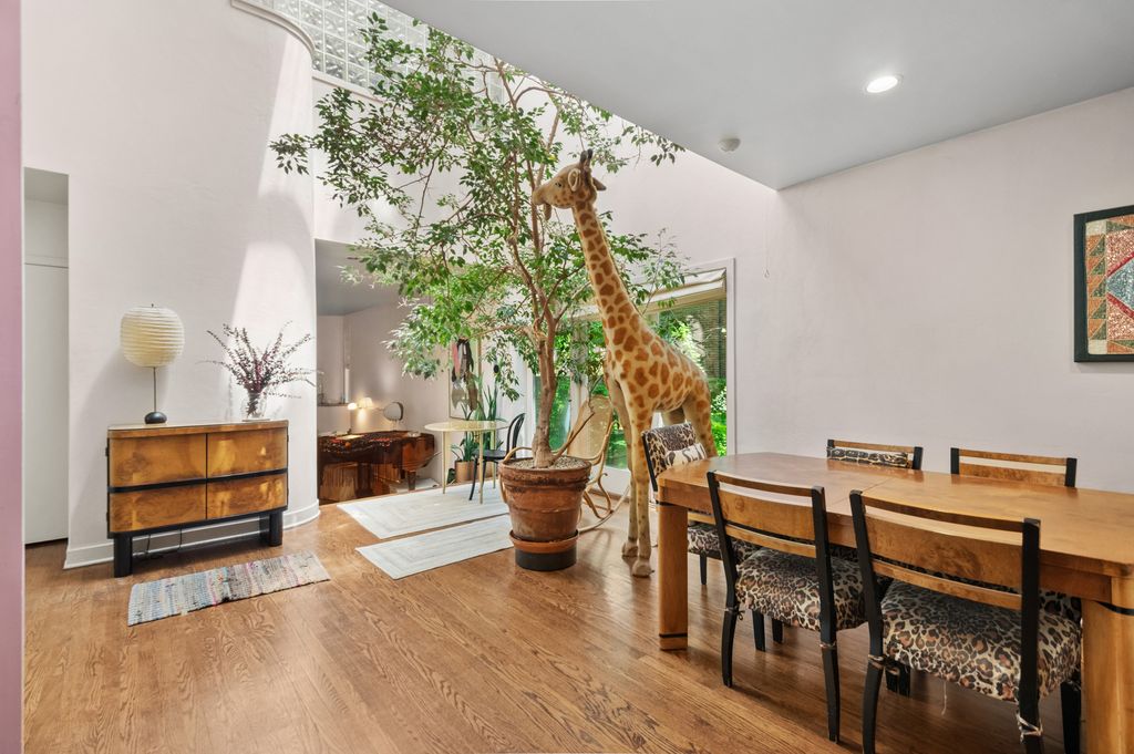 925 W Wolfram Street, Chicago, IL 60657 — photo 4