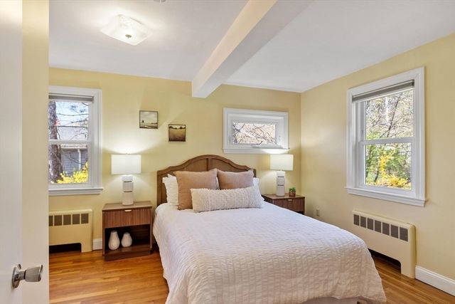 16 Lakeview Dr, Littleton, MA 01460