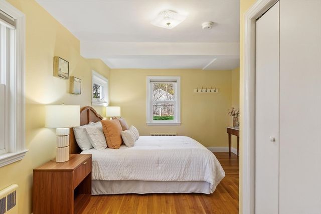 16 Lakeview Dr, Littleton, MA 01460