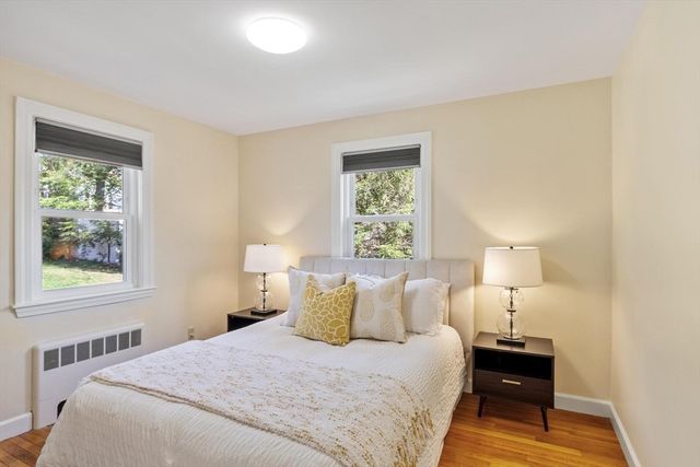 16 Lakeview Dr, Littleton, MA 01460