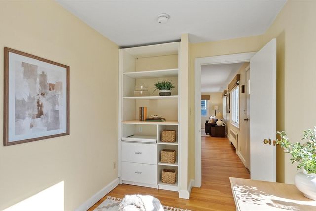 16 Lakeview Dr, Littleton, MA 01460