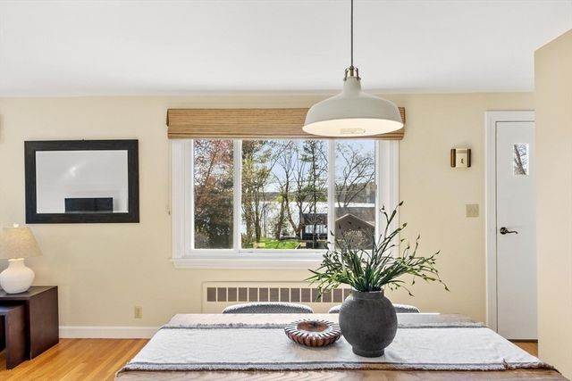16 Lakeview Dr, Littleton, MA 01460