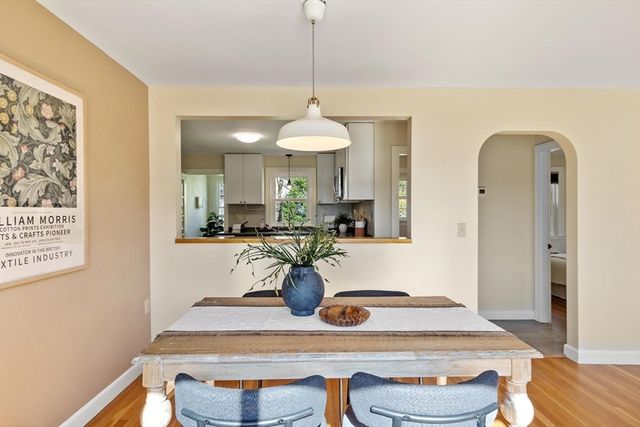 16 Lakeview Dr, Littleton, MA 01460