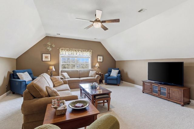 3652 Prestwicke Pl, Adams, TN 37010