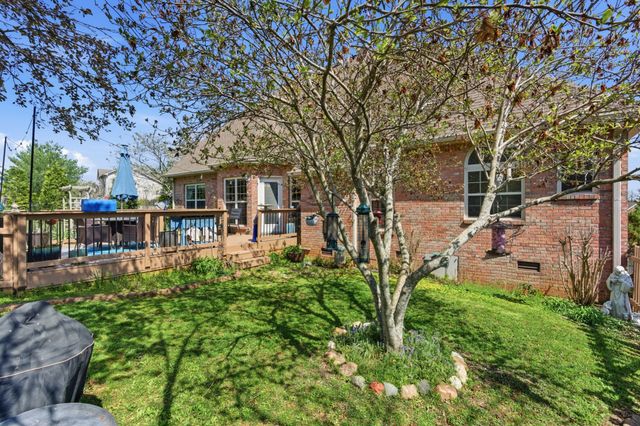 3652 Prestwicke Pl, Adams, TN 37010