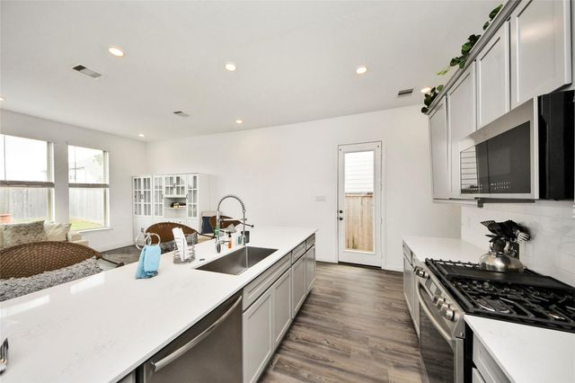 12970 Rio Mariano Lane, Cypress, TX 77433