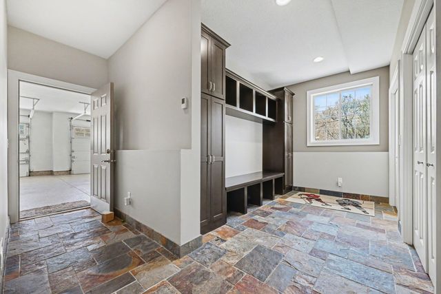 100 Peninsula Road, Medicine Lake, MN 55441