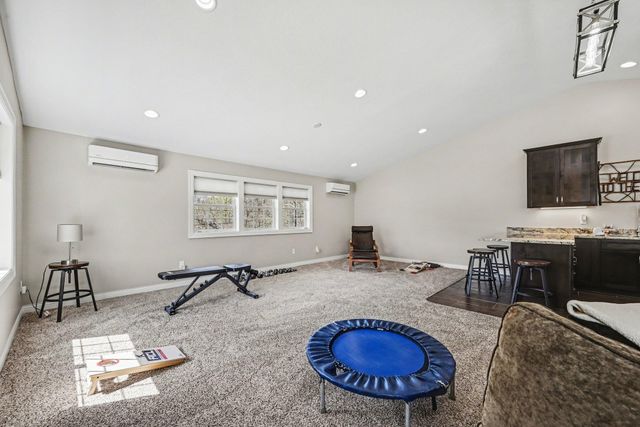 100 Peninsula Road, Medicine Lake, MN 55441