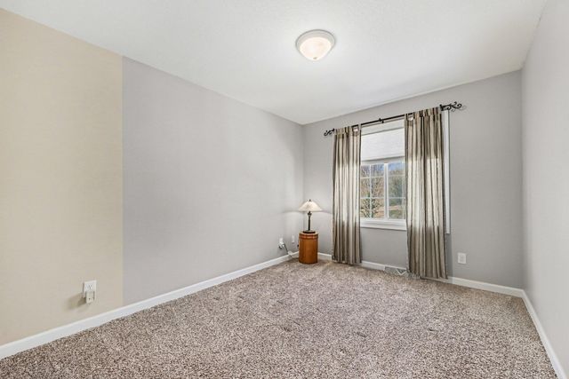 100 Peninsula Road, Medicine Lake, MN 55441