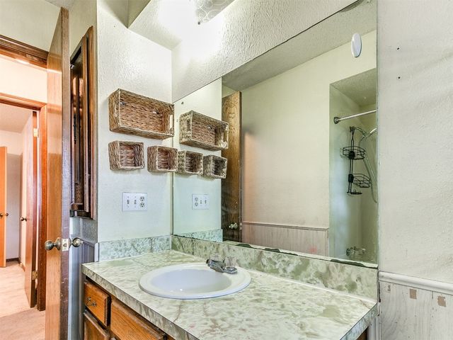 901 Richmond Street, Yukon, OK 73099