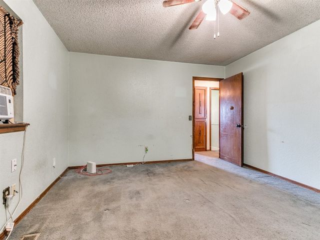 901 Richmond Street, Yukon, OK 73099