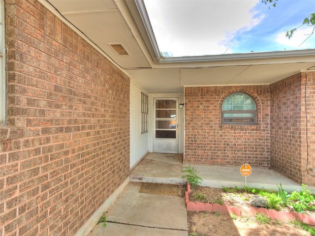 901 Richmond Street, Yukon, OK 73099