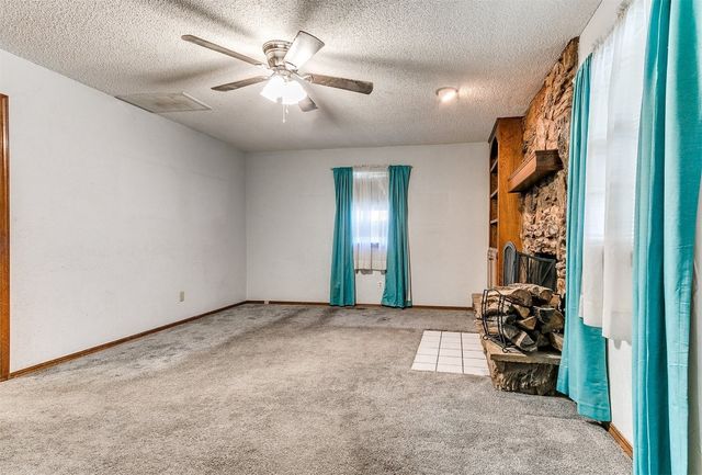 901 Richmond Street, Yukon, OK 73099