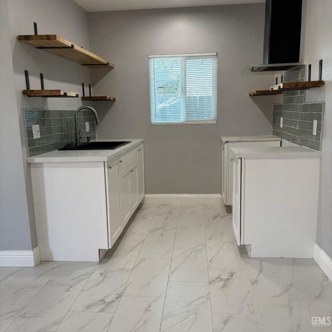 421 Wilson Avenue, Bakersfield, CA 93308