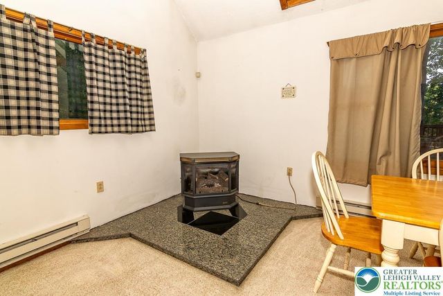 1247 Stony Hollow Circle, Pike, PA 18302