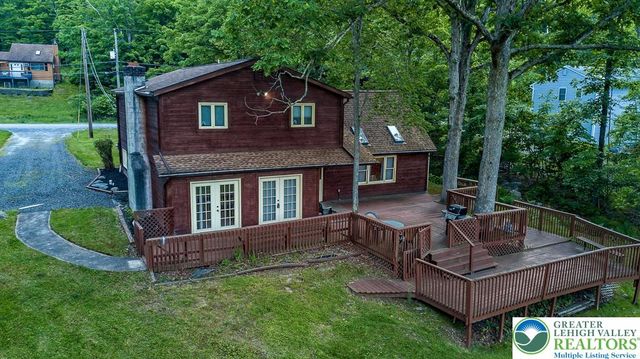 1247 Stony Hollow Circle, Pike, PA 18302