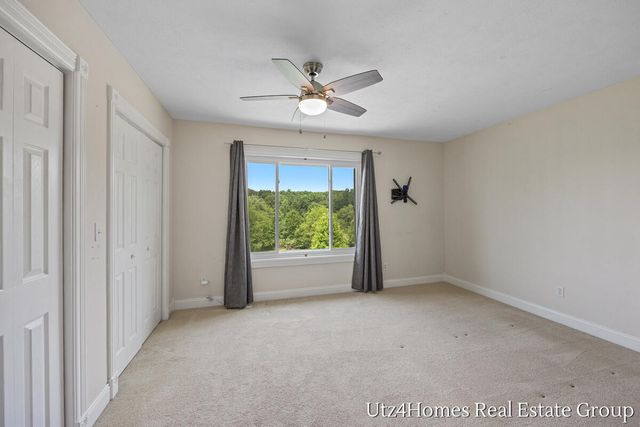 6625 Twin Springs Court NE, Rockford, MI 49341