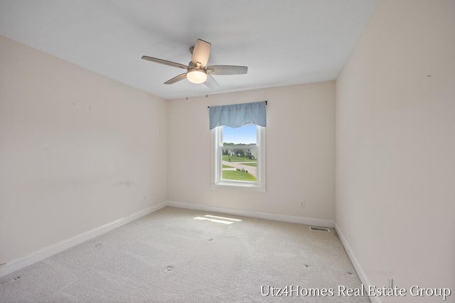 6625 Twin Springs Court NE, Rockford, MI 49341