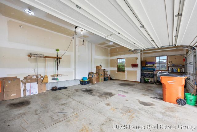 6625 Twin Springs Court NE, Rockford, MI 49341