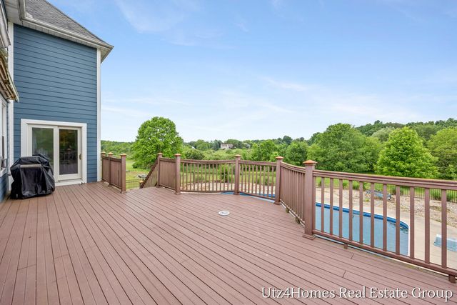 6625 Twin Springs Court NE, Rockford, MI 49341