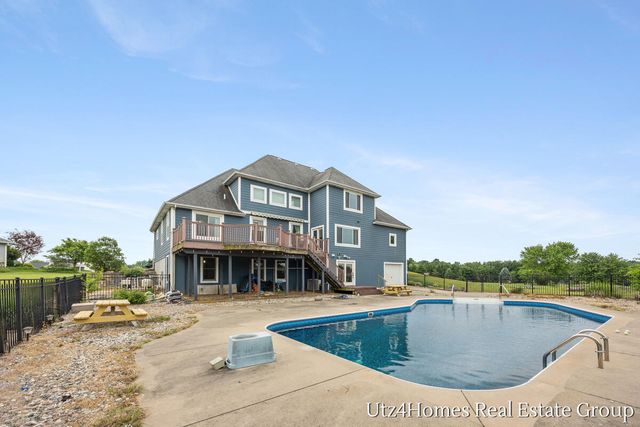 6625 Twin Springs Court NE, Rockford, MI 49341