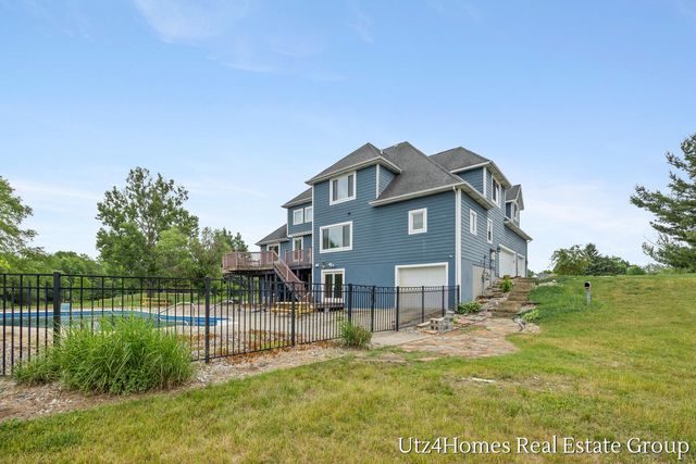 6625 Twin Springs Court NE, Rockford, MI 49341
