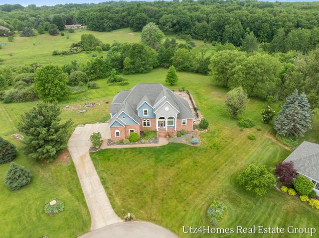 6625 Twin Springs Court NE, Rockford, MI 49341