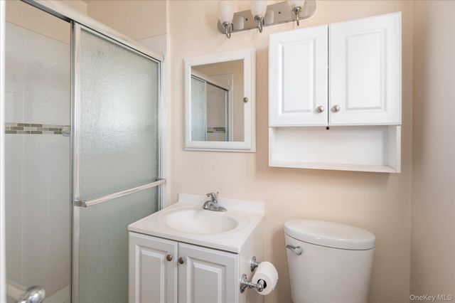 25 Stewart Place 716, Mount Kisco, NY 10549