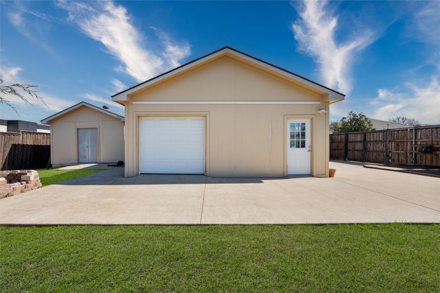 1703 Stonecrest Trail, Wylie, TX 75098