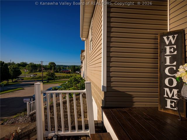 19 Townhouse Drive, Hurricane, WV 25526
