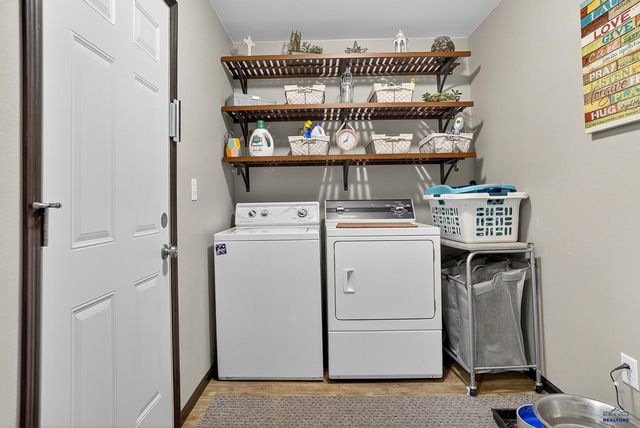 3014 JESSUP LN, Rapid City, SD 57703