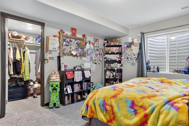 3014 JESSUP LN, Rapid City, SD 57703