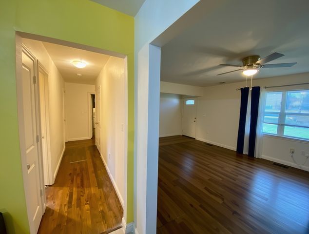 514 NE 4th Street, Grand Prairie, TX 75050