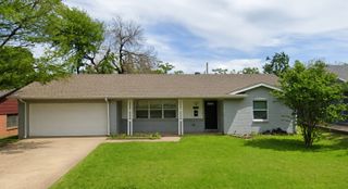 514 NE 4th Street, Grand Prairie, TX 75050