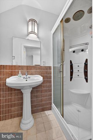4517 ROUTE 130 S, Burlington, NJ 08016
