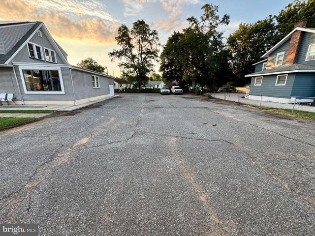 4517 ROUTE 130 S, Burlington, NJ 08016