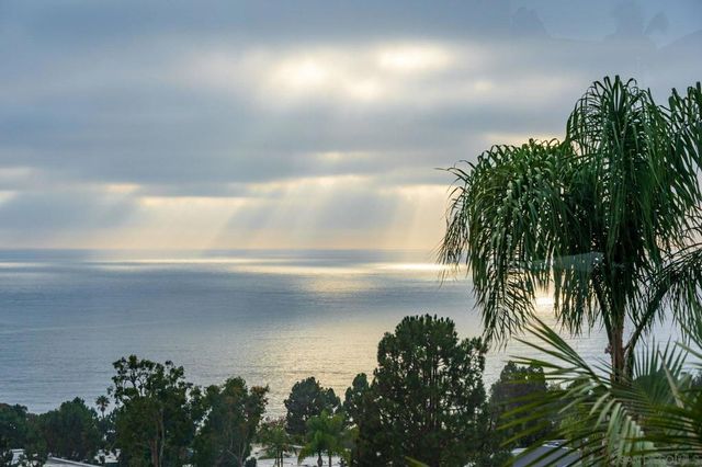 2144 Cordero Rd, Del Mar, CA 92014